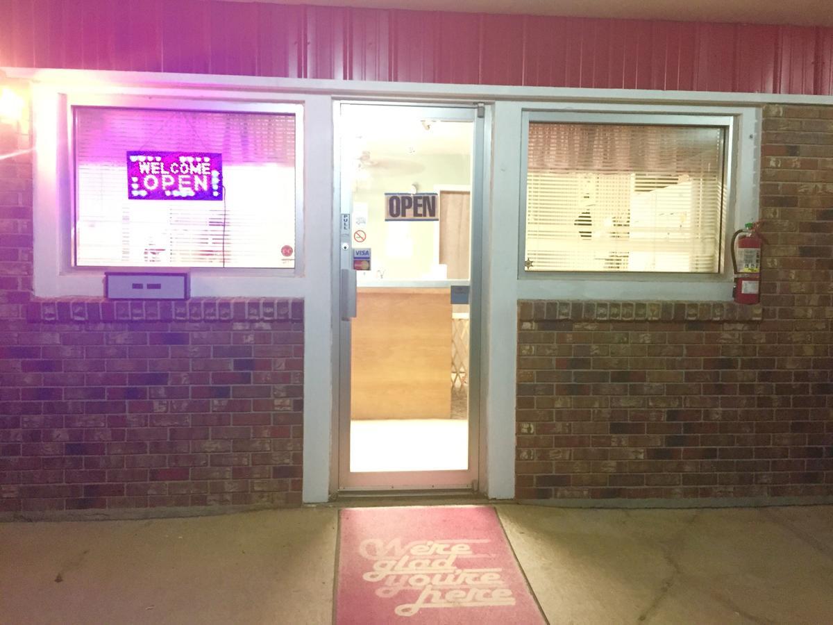 Rock City Motel Minneapolis Exterior photo